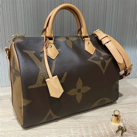 lv speedy 大花